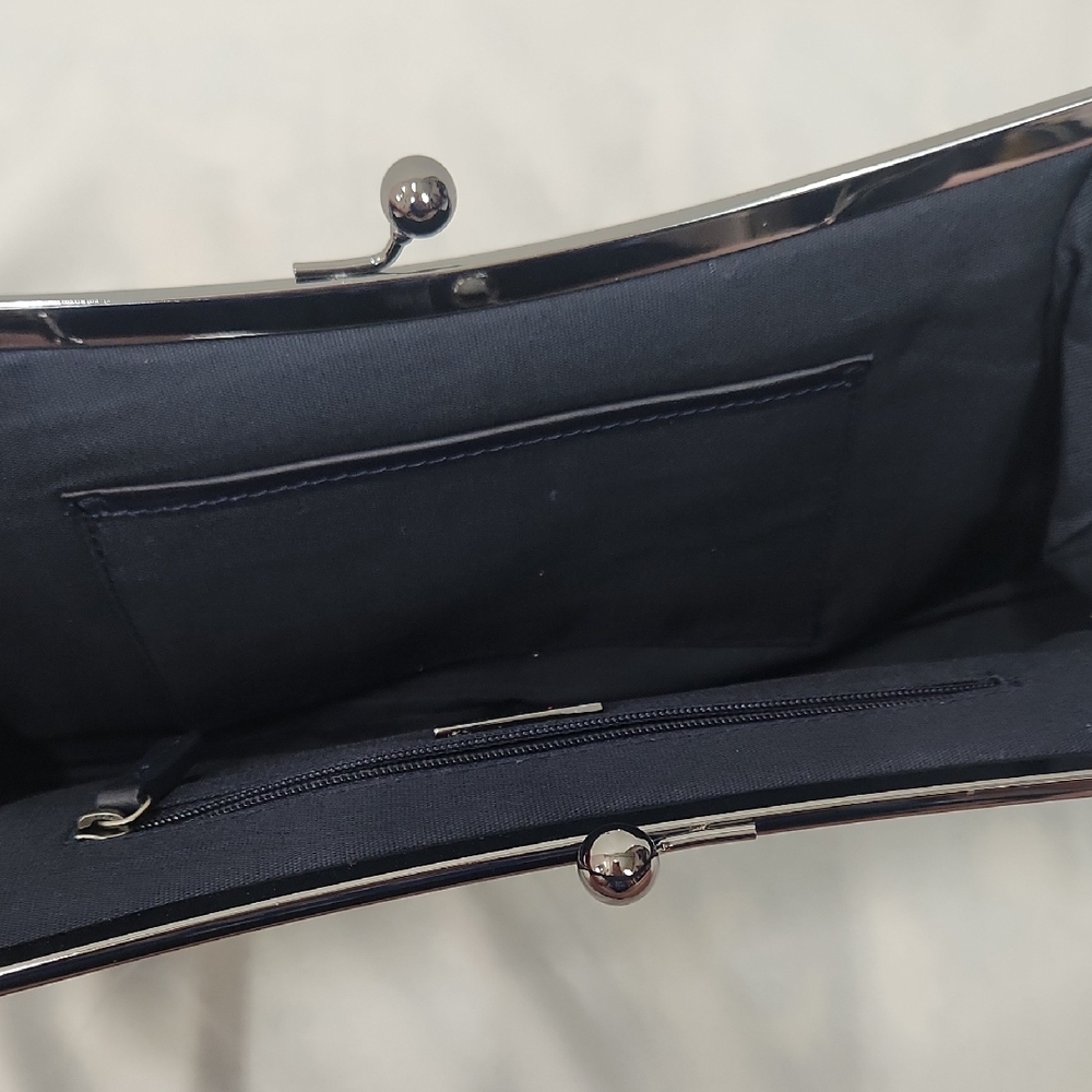 Talbots Vibrant Paisley Clutch with Black Strap - Picture 8 of 11